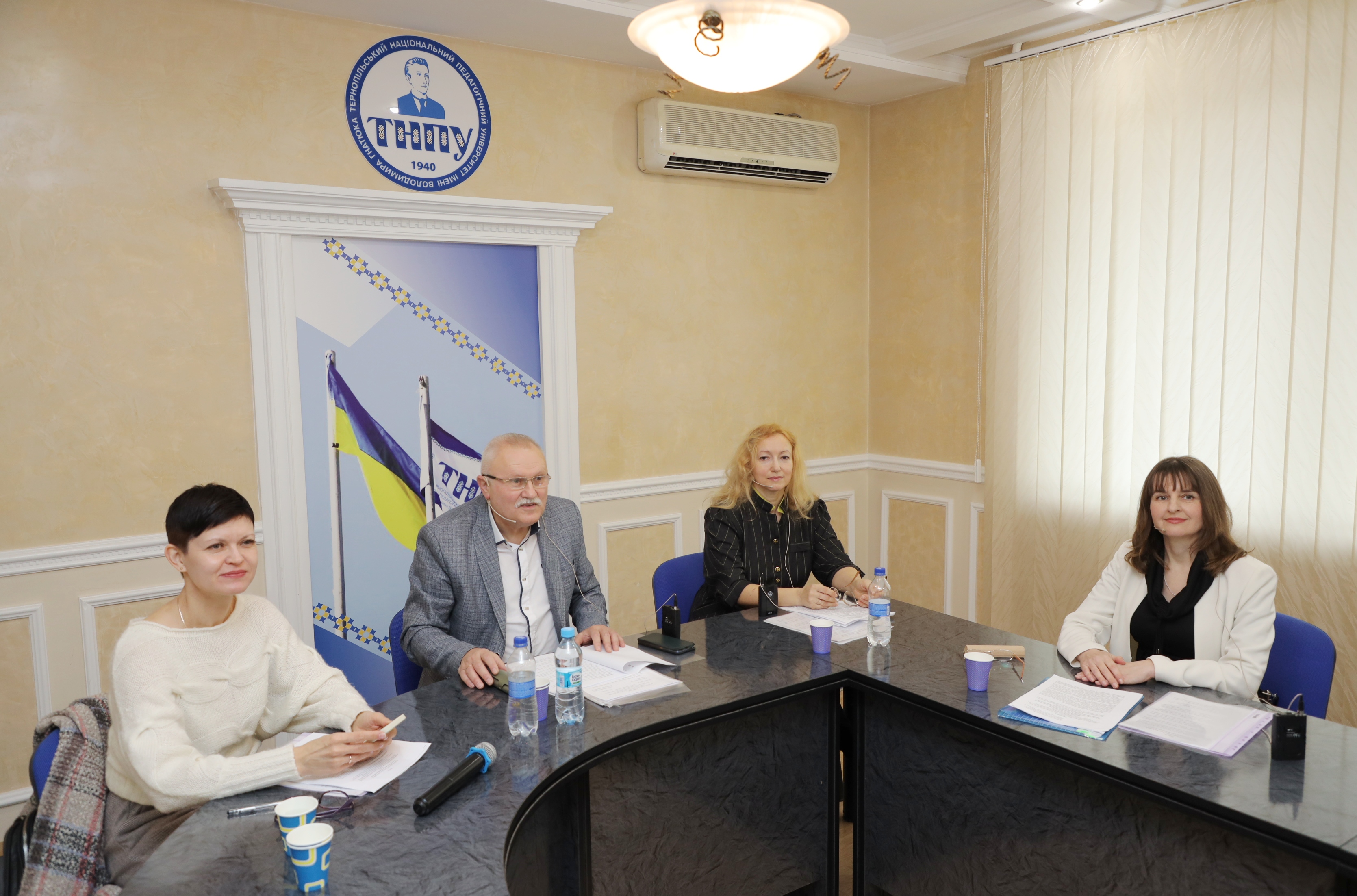Триває засідання разової спеціалізованої вченої ради ДФ 58.053.060